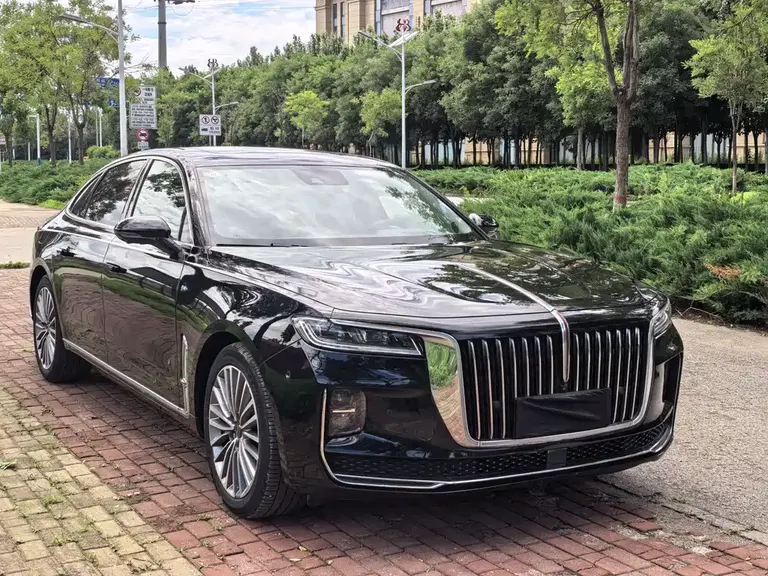 Hongqi H9 2.0 T Connected Flagship