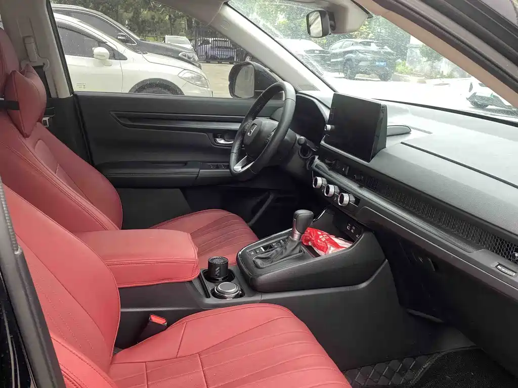 Breeze 240 TURBO 2 WD Luxury 5-seat