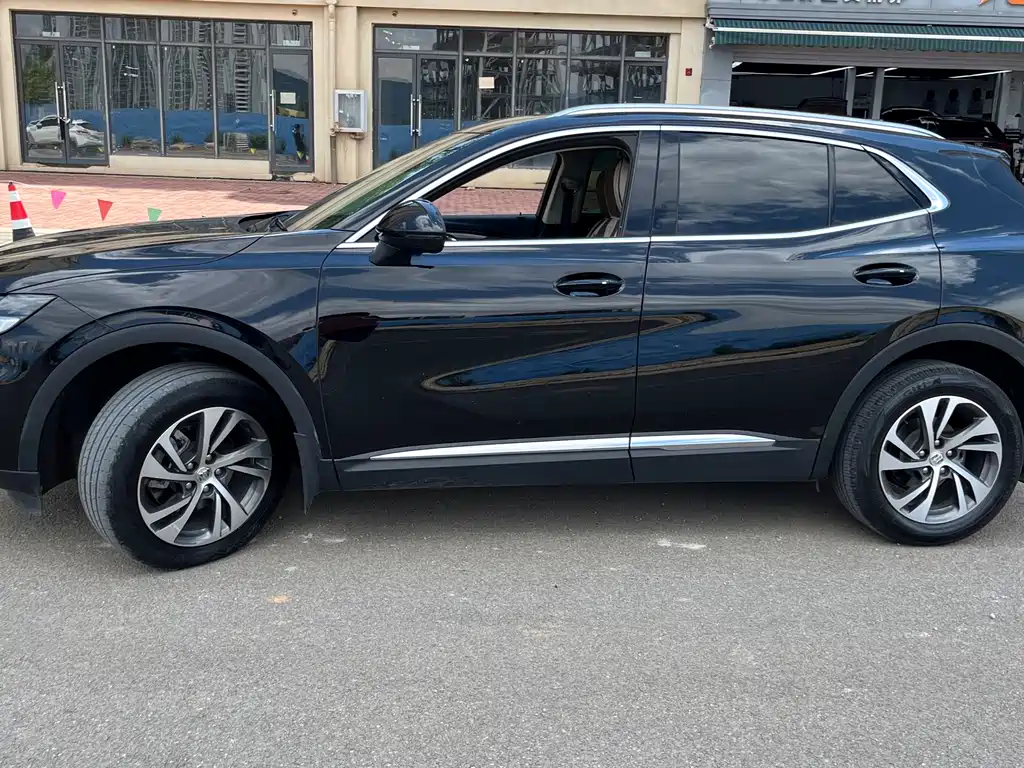 Envision S Facelift Envision S 552 T 2 WD Luxury