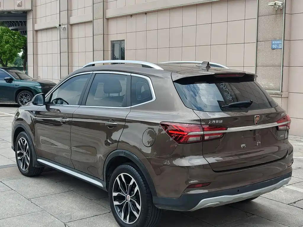 Roewe RX5 20 T 2 WD Auto Internet Smart Enjoyment