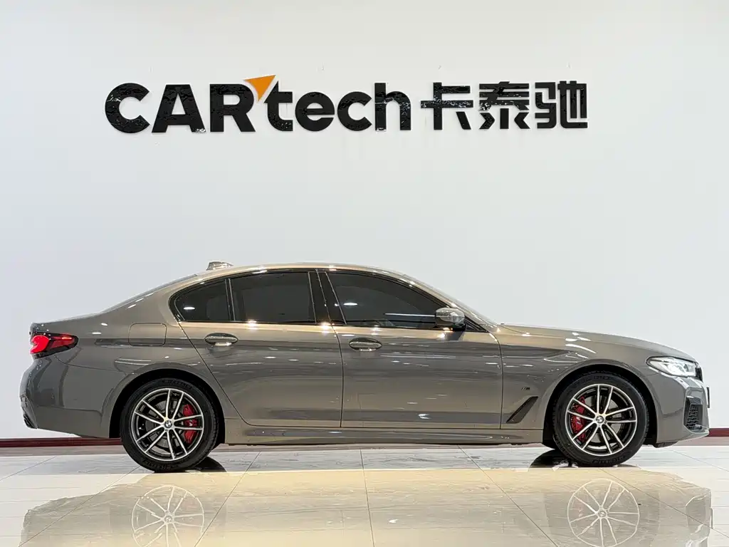 BMW 5 Series (Import) Facelift 525 i M Sport Package