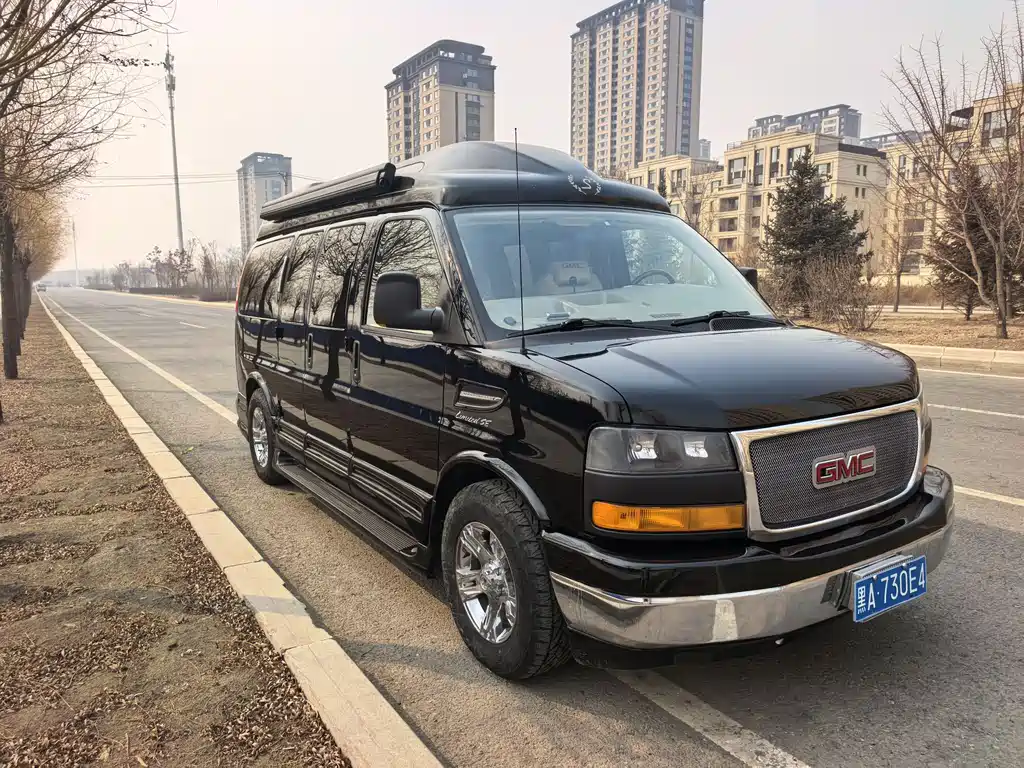 SAVANA 5.3 L Business Star 7-seat