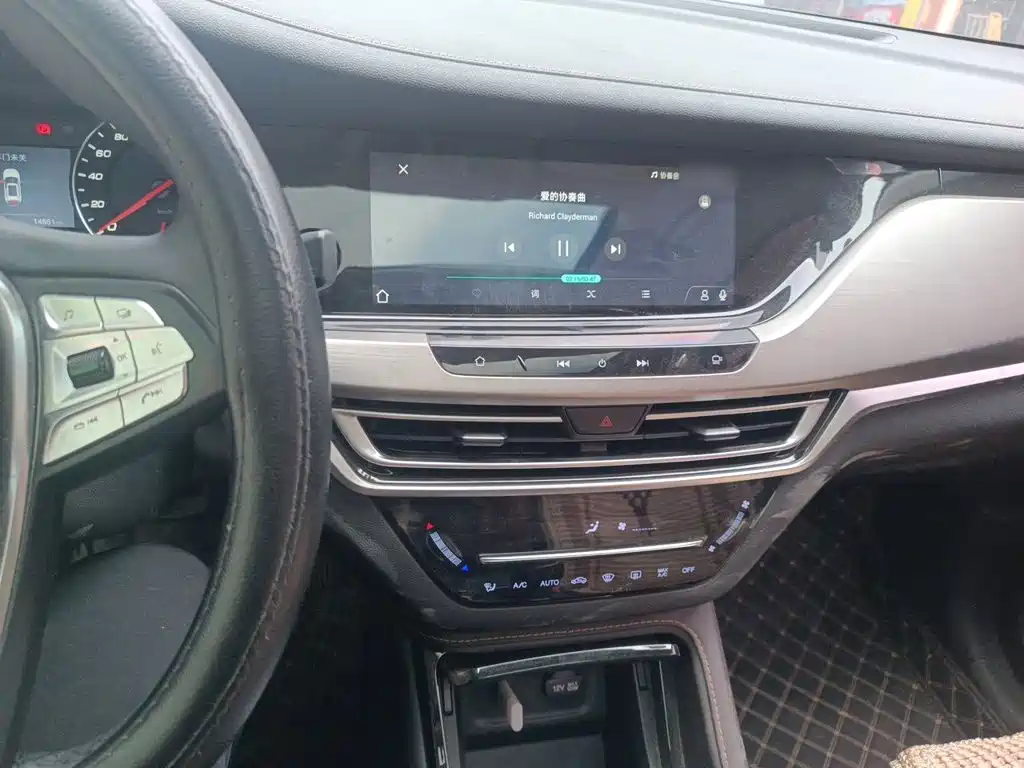 Changan CS35 PLUS 长安CS35 PLUS 2019款 1.6 L 手动酷联版