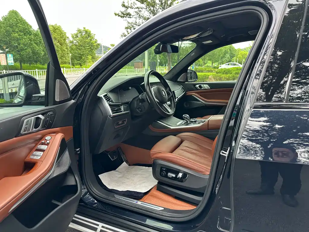 BMW X7 xDrive40 i Executive M Sport Package
