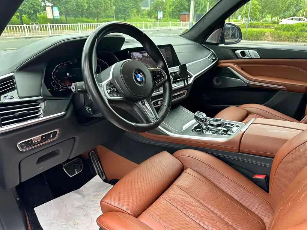 BMW X7 xDrive40 i Executive M Sport Package