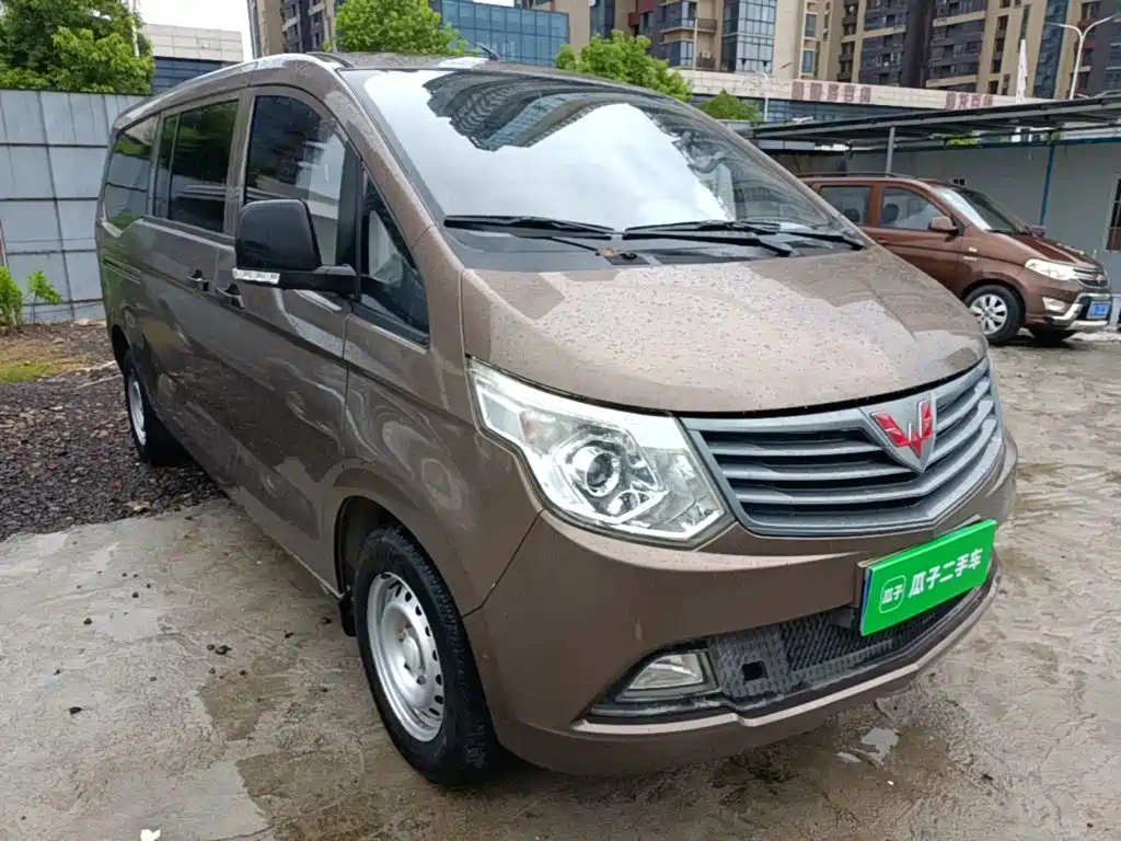 Wuling Journey Classic 1.5 L Comfort L3 C