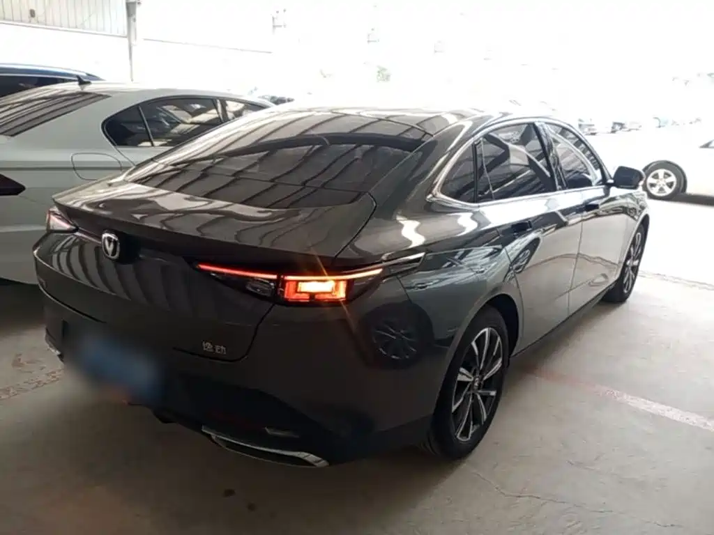 Eado 1.5 T GDI Auto Flagship