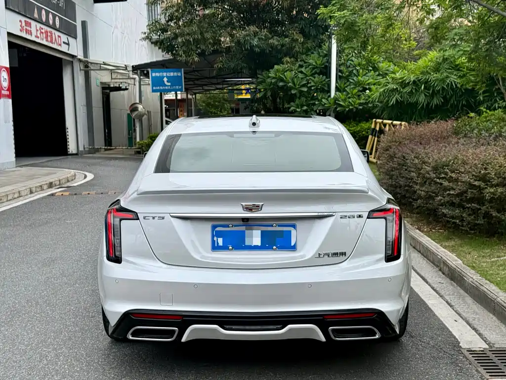 Cadillac CT5 28 T Platinum