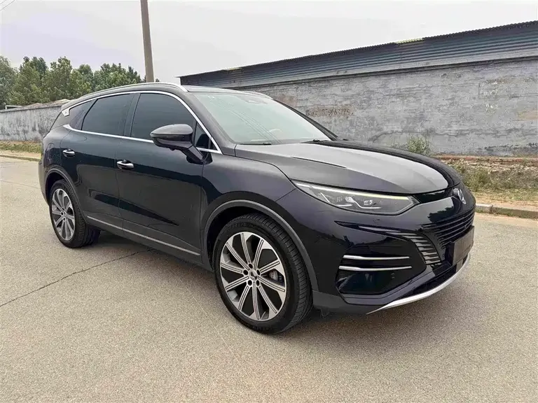 Denza N8 4 WD Super Hybrid Flagship 6-seat
