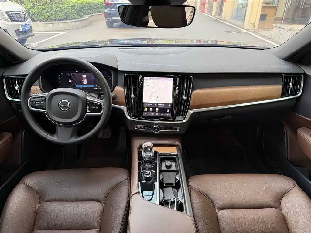 Volvo S90 B5 Smart Ease Luxury