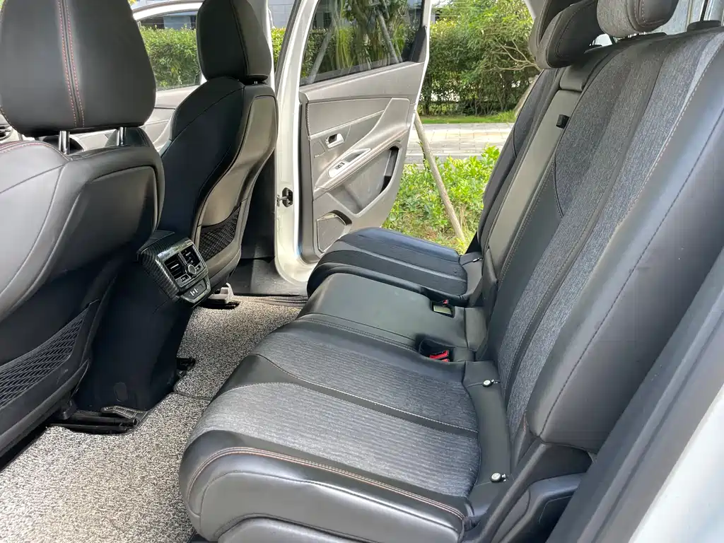 Peugeot 5008 380 THP 5-seat Elite