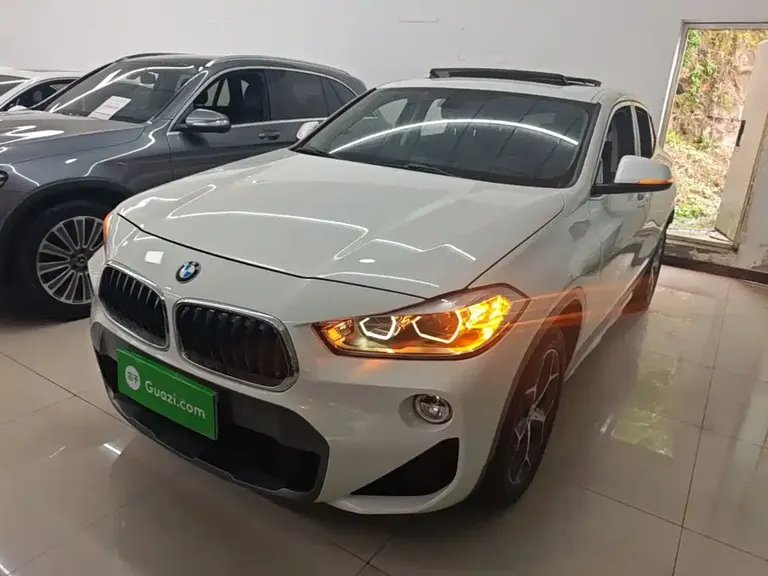 BMW X2 (Import) sDrive20 i M Offroad Package CN-VI