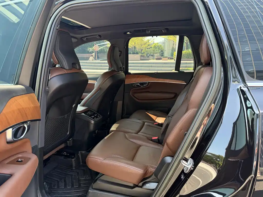 Volvo XC90 B6 Smart Ease Luxury 7-seat