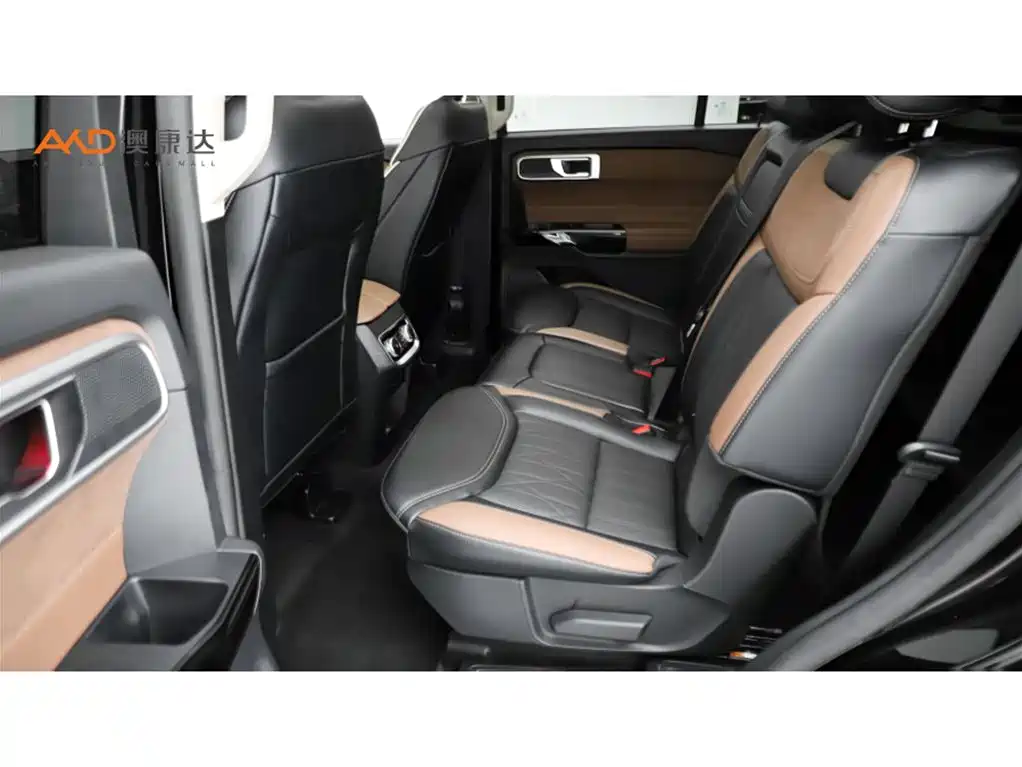 Explorer 探险者/2.3 T/23款/EcoBoost 285四驱钛金版 7座