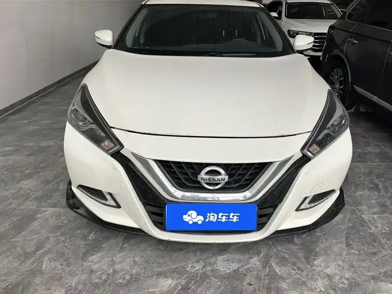 Nissan Lannia 1.6 L CVT Connected Smart Cool