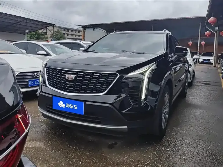 Cadillac XT4 28 T 2 WD Tech
