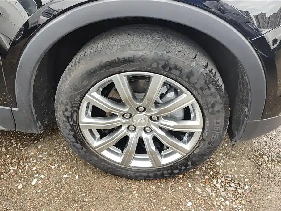 Cadillac XT4 28 T 2 WD Tech
