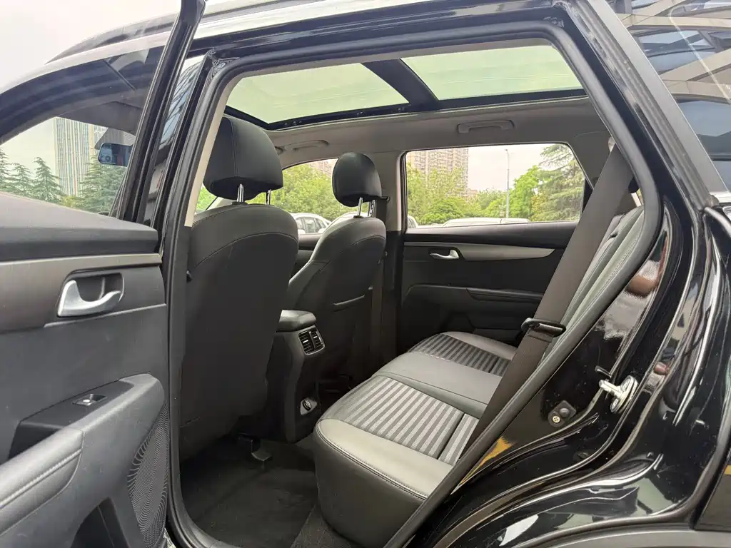 Sportage 2.0 L Auto Smart Enjoyment Luxury CN-V