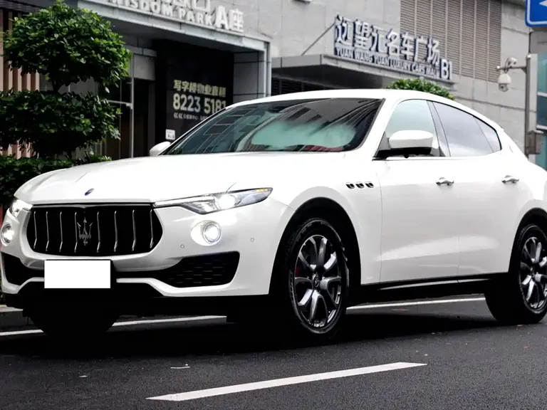 Maserati Levante 3.0 T Standard