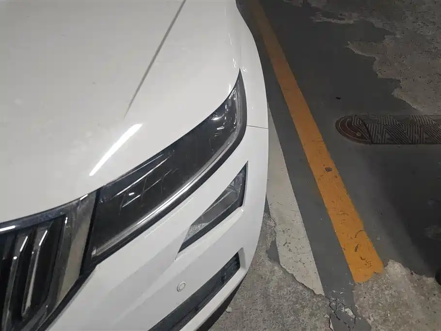 Kodiaq Facelift TSI330 5-seat 2 WD Luxury Enjoyment