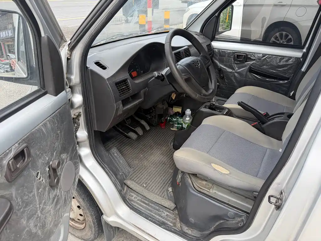 Wuling Rongguang Mini Truck 五菱荣光小卡 2021款 1.5 L标准型空调版单排L3 C