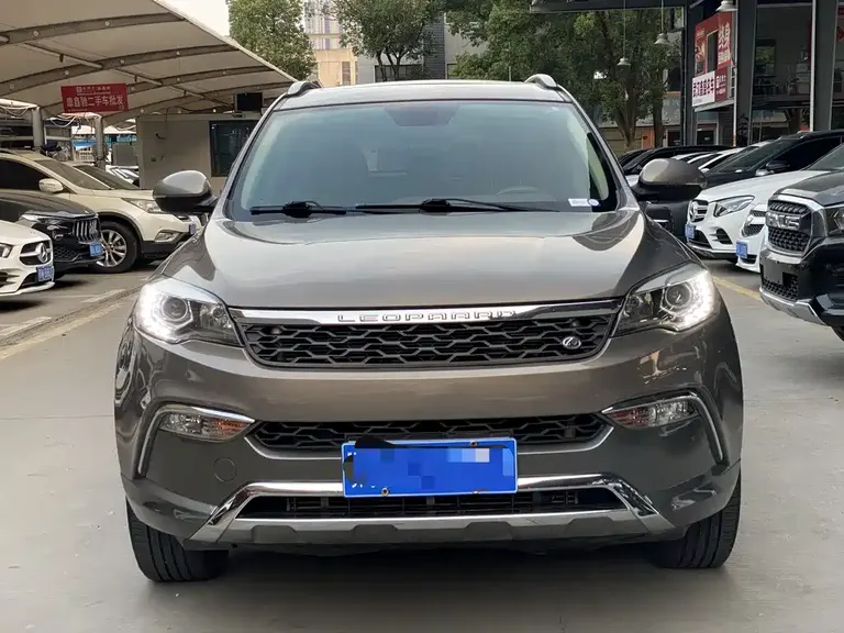 Leopaard CS10 1.5 T CVT Distinguished