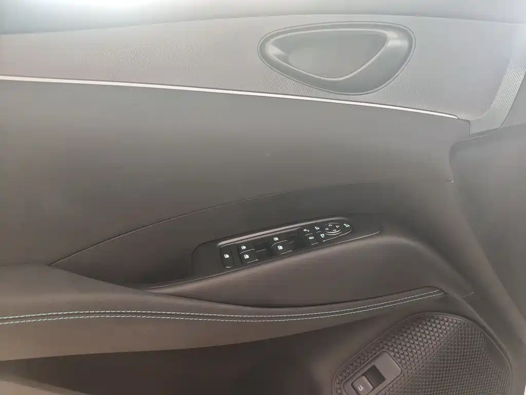 Seal 06 DM-i Smart Drive 120 KM Premium