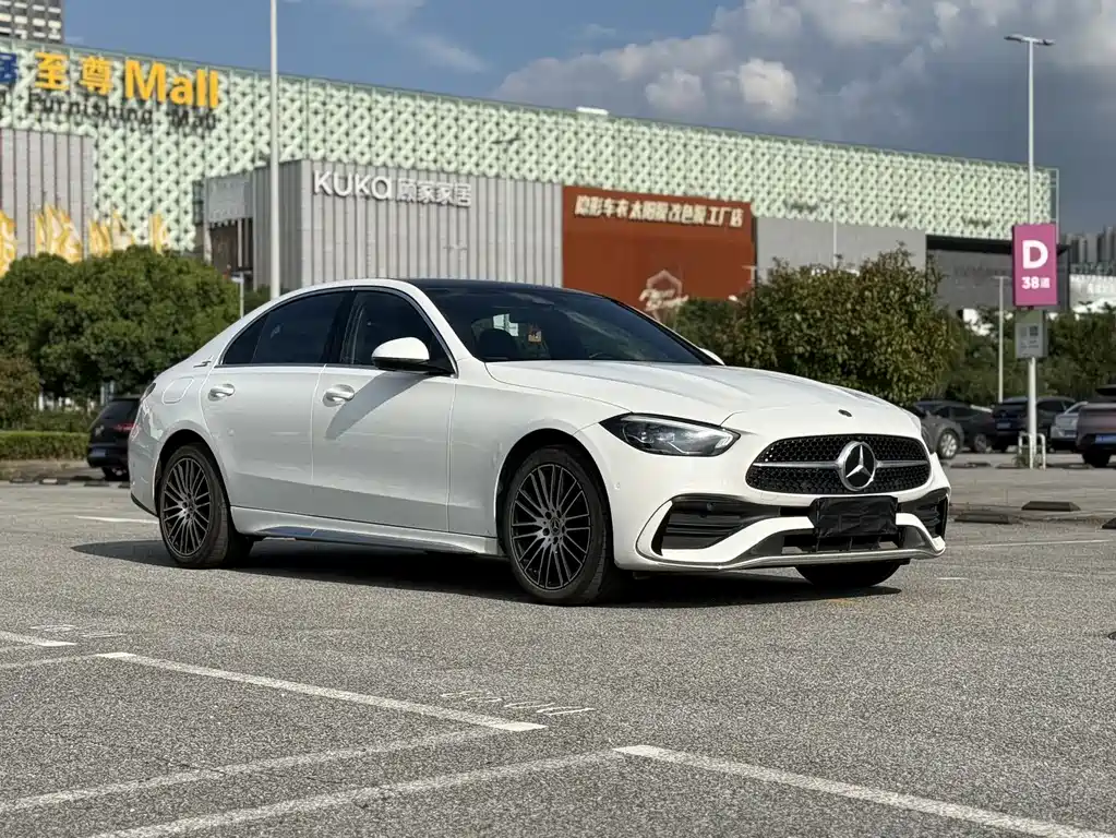Mercedes-Benz C-Class Facelift II C 260 L Sport
