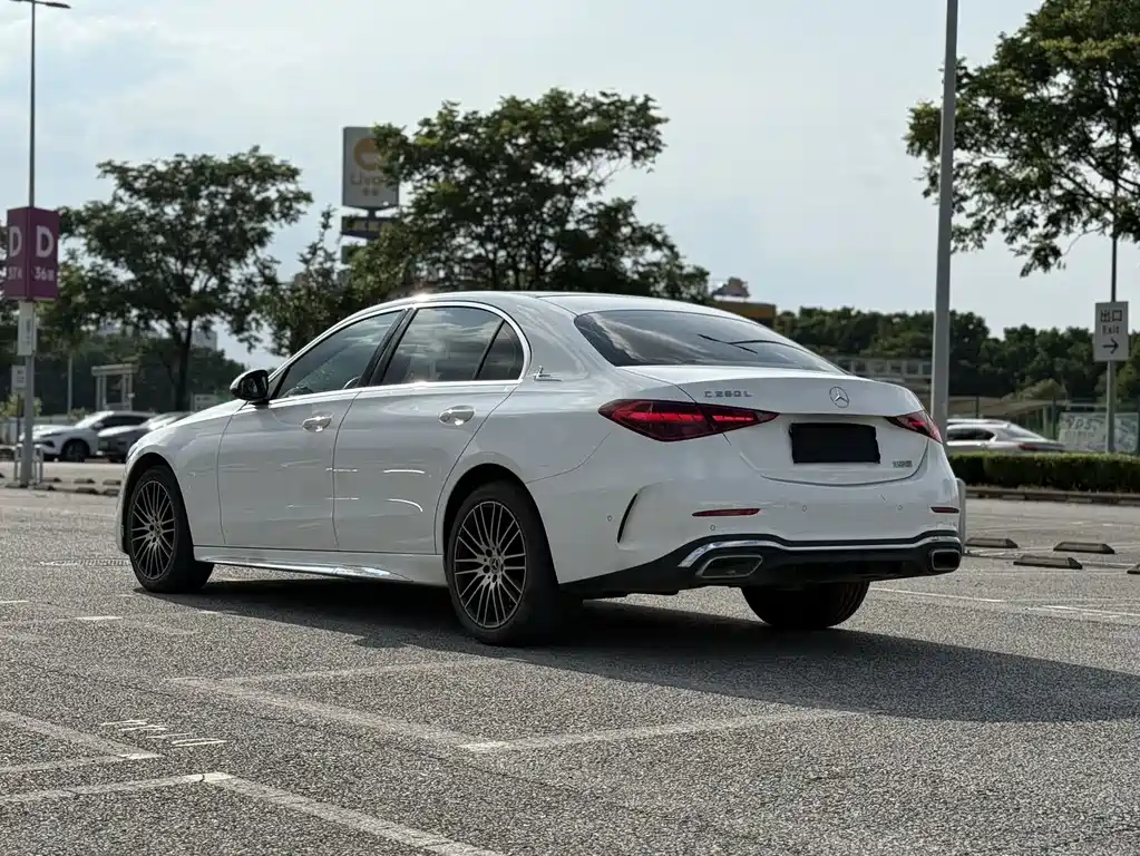 Mercedes-Benz C-Class Facelift II C 260 L Sport