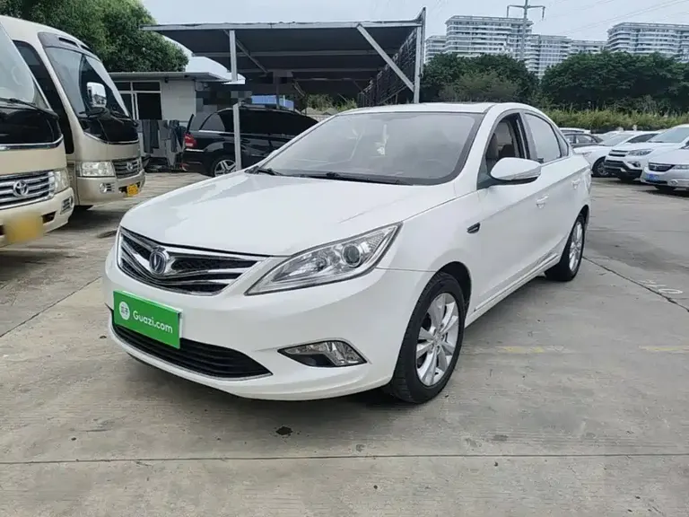 Changan Eado 逸动 2014款 1.6 L 自动尊贵型