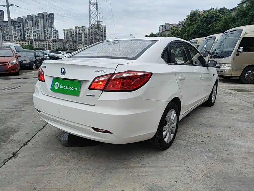 Eado 逸动 2014款 1.6 L 自动尊贵型