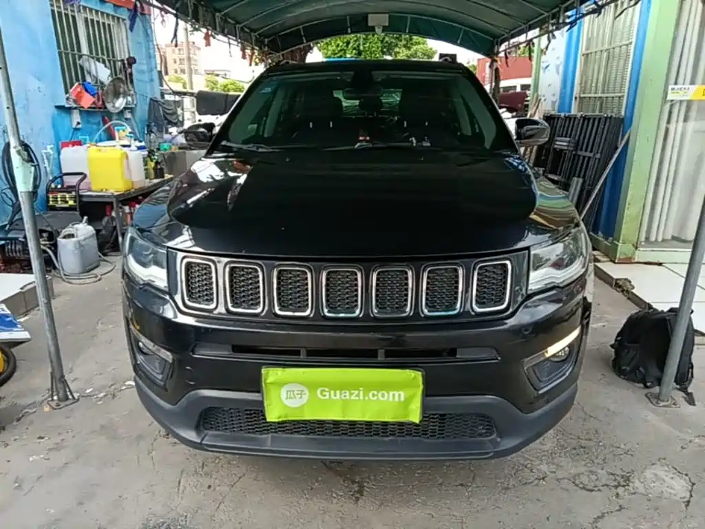 Compass 200 T Auto Home Enjoyment
