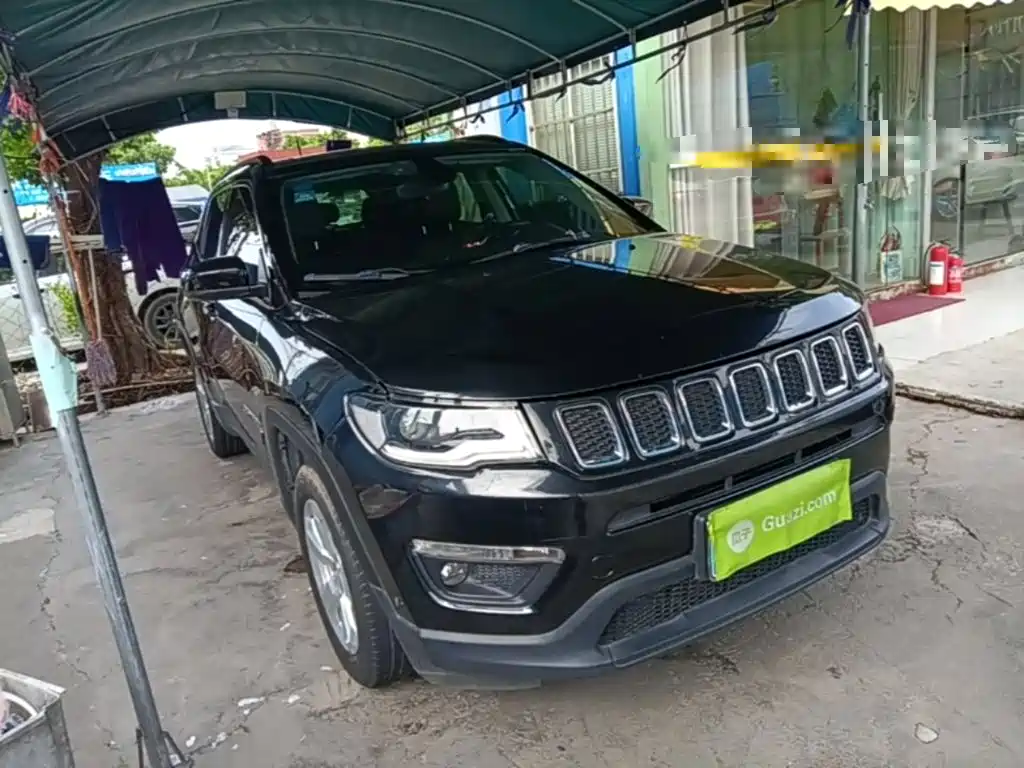 Compass 200 T Auto Home Enjoyment