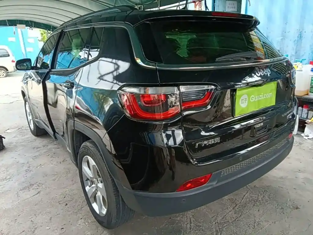 Compass 200 T Auto Home Enjoyment