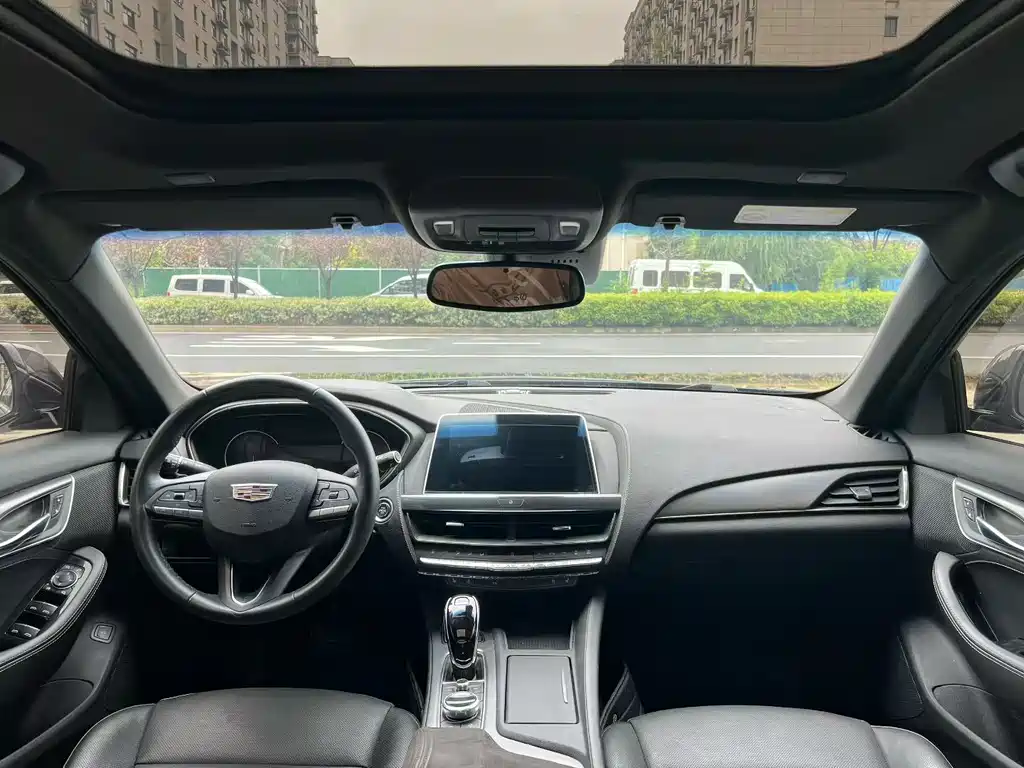Cadillac CT5 28 T Luxury