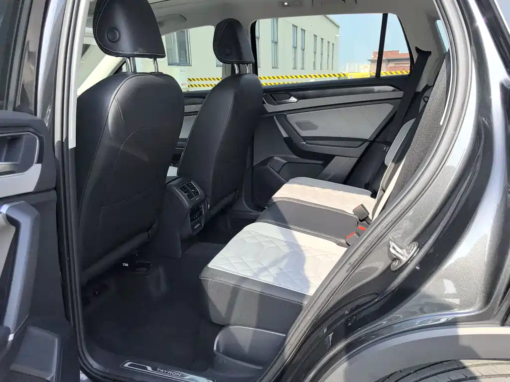 Tayron 280 TSI 2 WD Luxury Plus Advanced