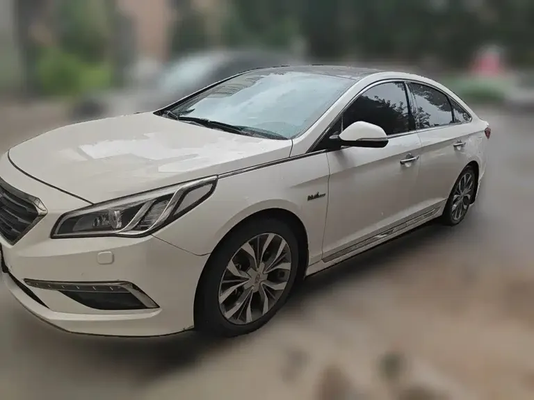 Hyundai Sonata 1.6 T DLX Distinguished