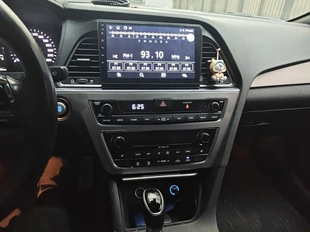 Sonata 1.6 T DLX Distinguished