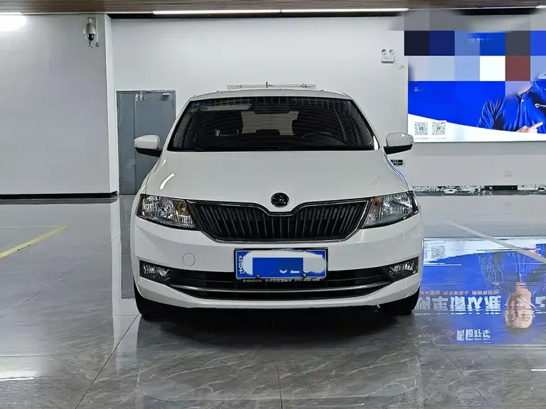 Skoda Rapid Spaceback 昕动 2018款 1.6 L 自动舒适版