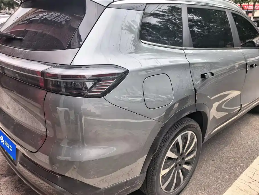 Fengyun T8 1.5 T 130 km Comfort 5-seat