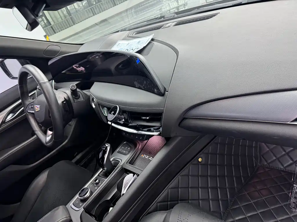 Cadillac CT5 28 T Luxury Pro