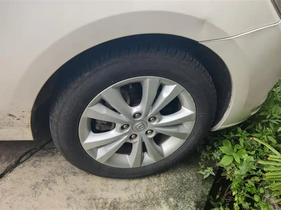 Eado 1.6 L Manual Luxury