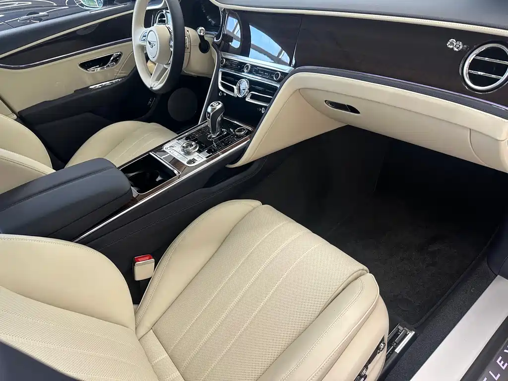 Flying Spur PHEV 4.0 T V8 Standard