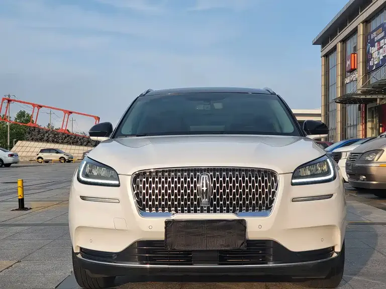 Lincoln Corsair 2.0 T 2 WD Premium