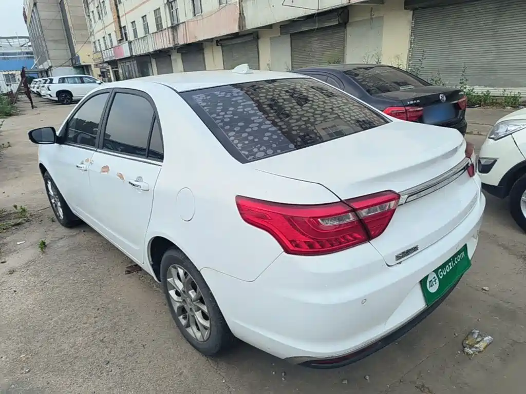 Vision 1.5 L Manual Happy