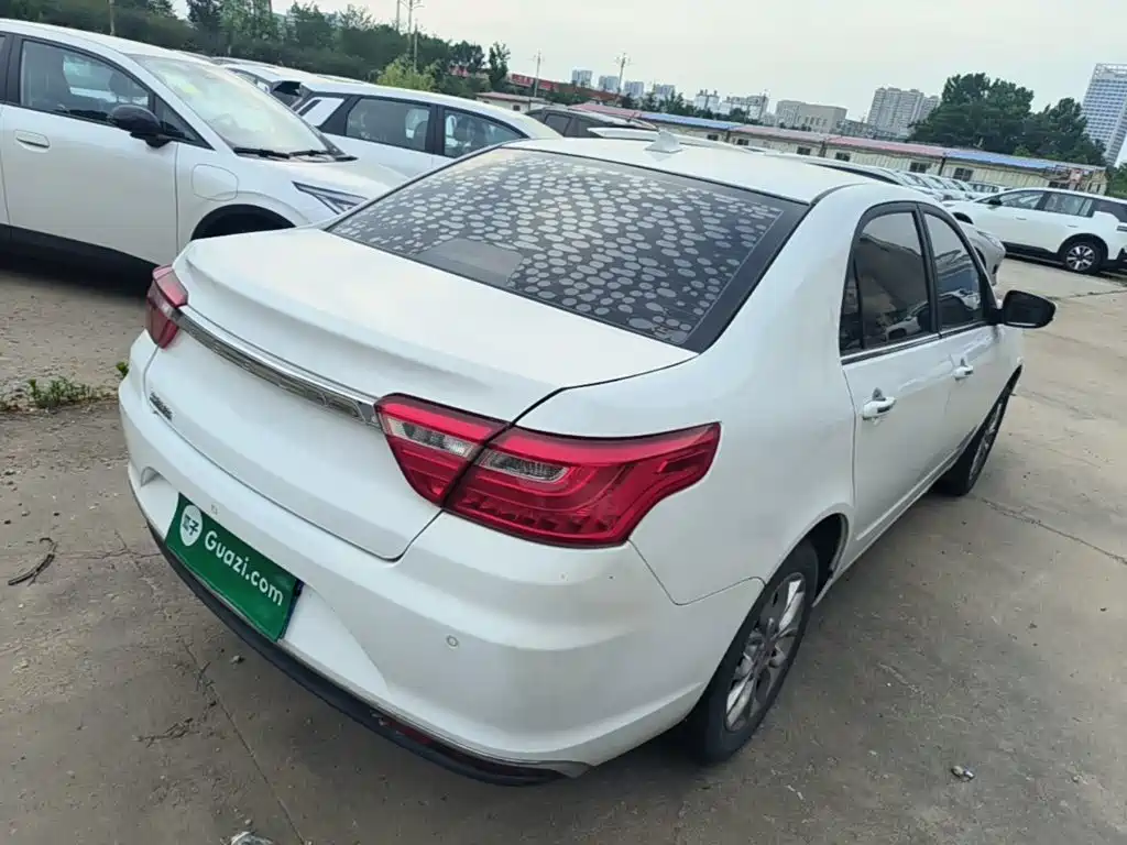 Vision 1.5 L Manual Happy