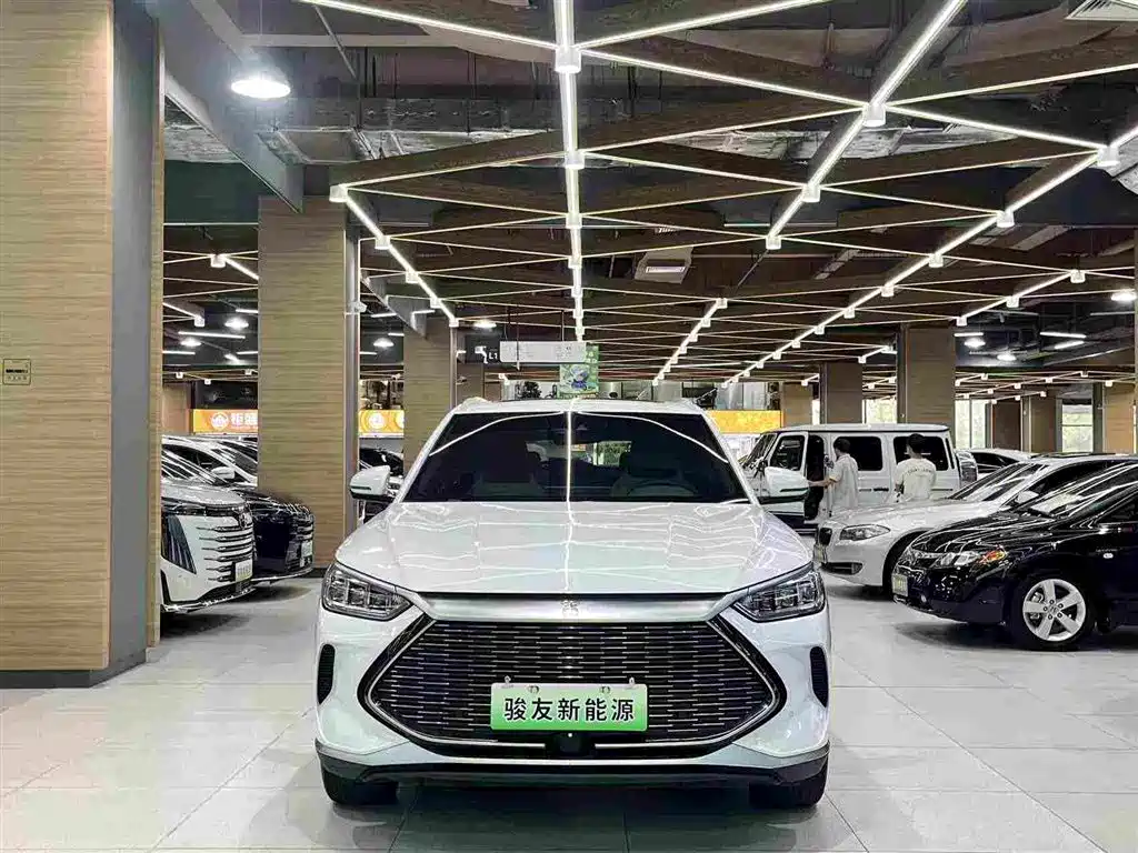 Song PLUS NEV DM-i 110 KM Flagship PLUS