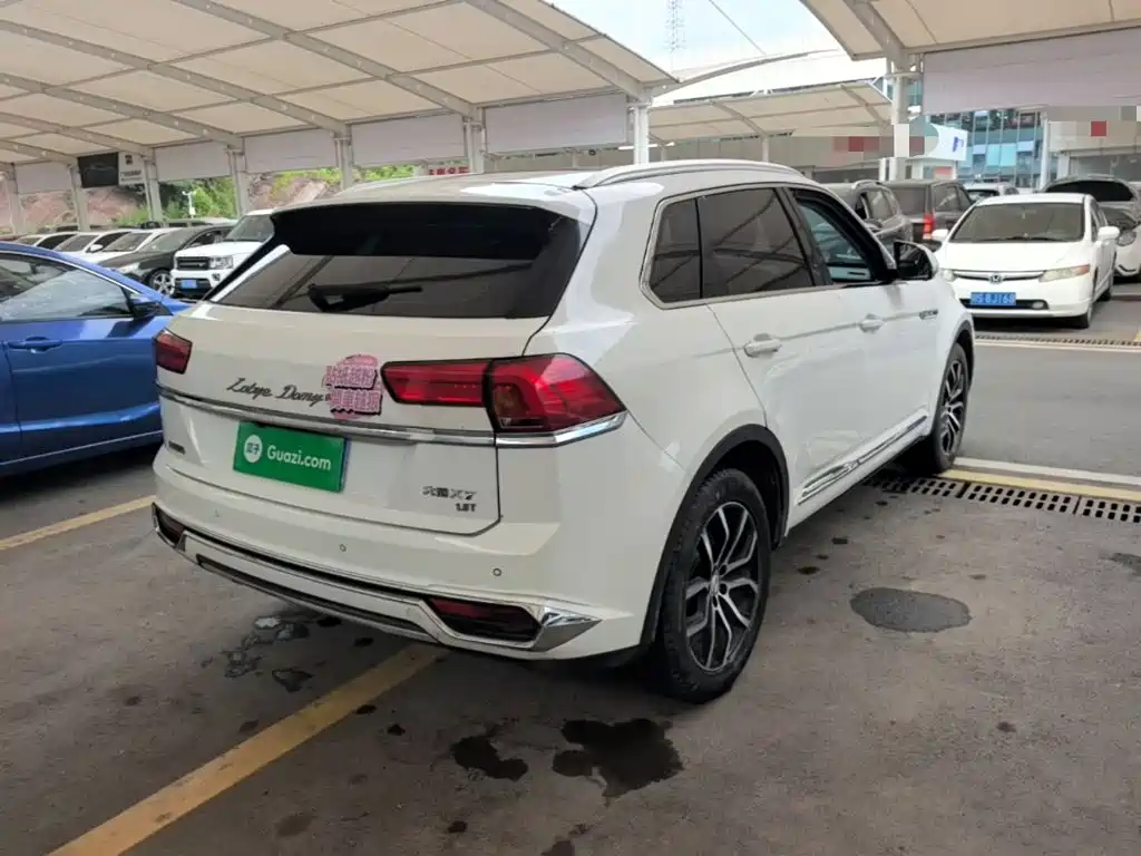 Damai X7 Progressive 1.8 T DCT Huashan