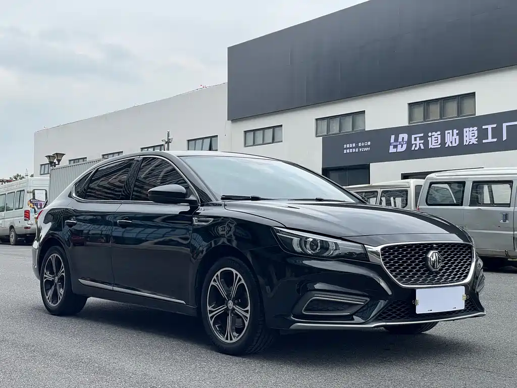 MG6 20 T Auto Trophy10 th Anniversary