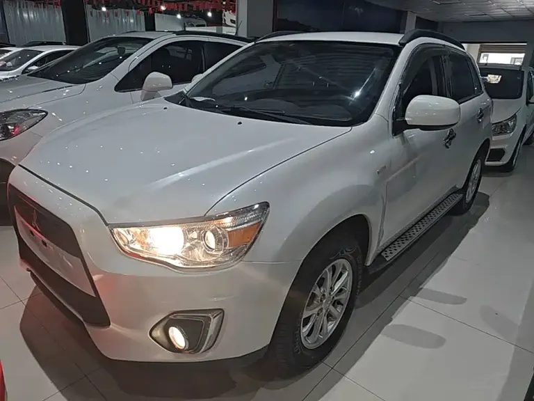 Mitsubishi ASX 2.0 L CVT 2 WD Elite